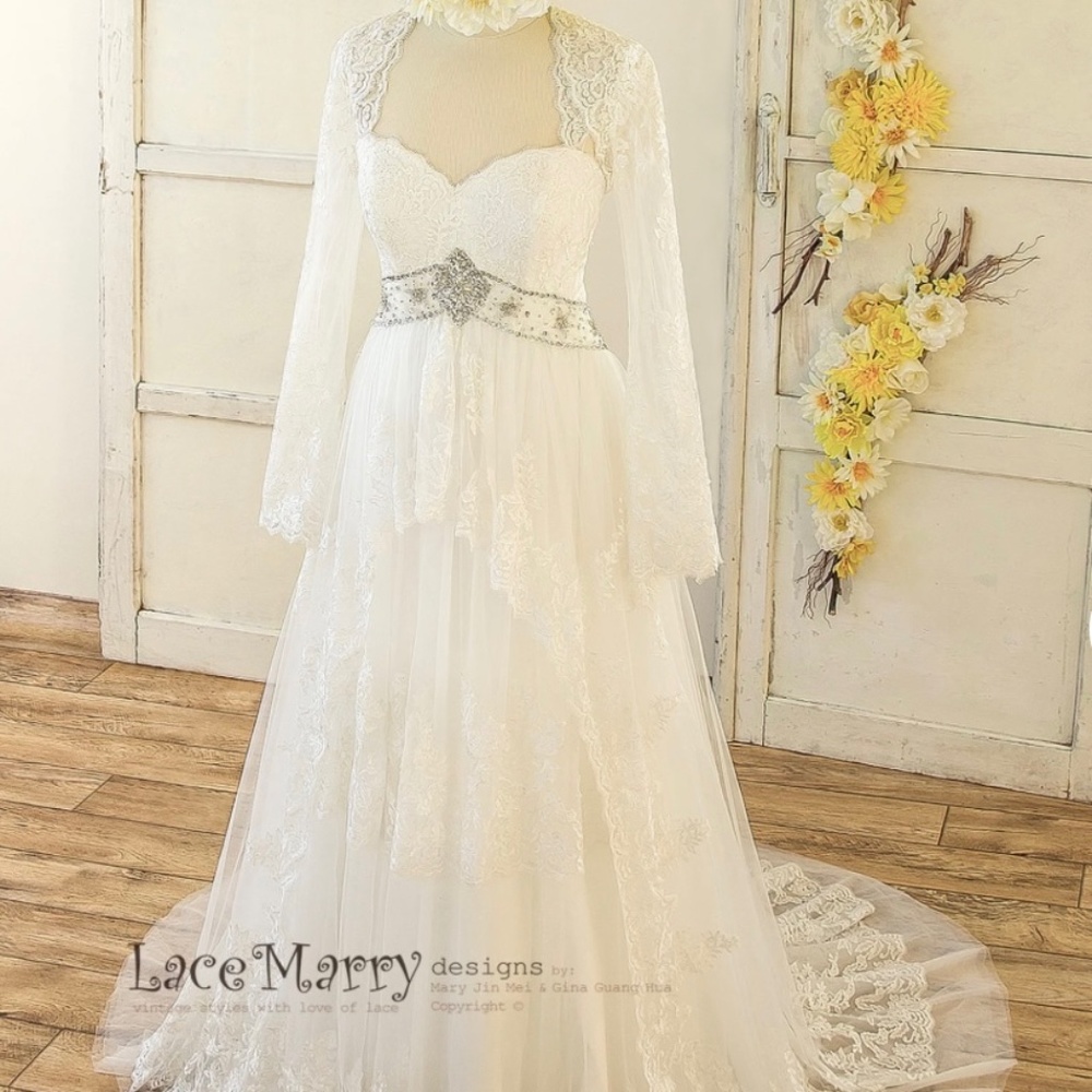 NWT Lace Marry A-Line White Wedding Dress and Bolero